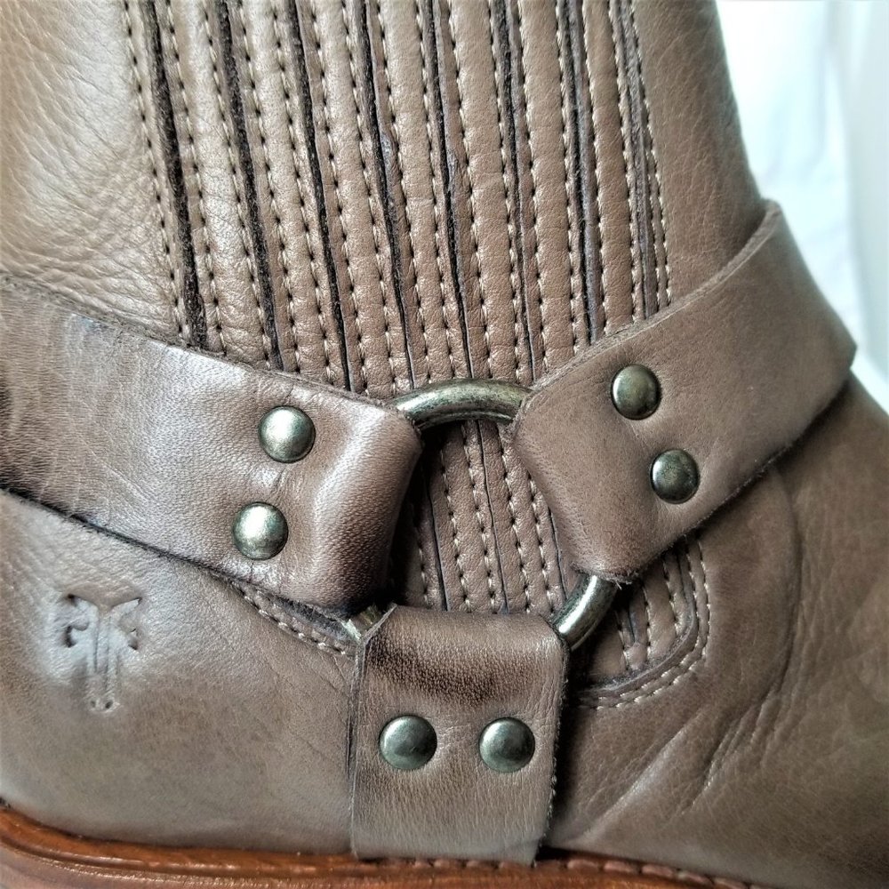 2 frye boots 1 coach purse - Picture 3 of 6